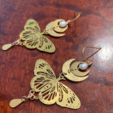 Boucles d'oreille papillon de nuit quartier de lune quartz-BIJOUX-THE FASHION PARADOX