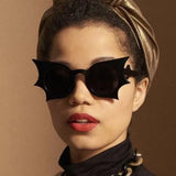 Lunettes de soleil noires vintage glam goth witch chauve-souris-THE FASHION PARADOX