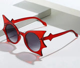 Lunettes de soleil noires vintage glam goth witch chauve-souris-THE FASHION PARADOX