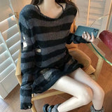 Pull long rayé grunge troué Freddy Krueger les griffes de la nuit-Top-THE FASHION PARADOX