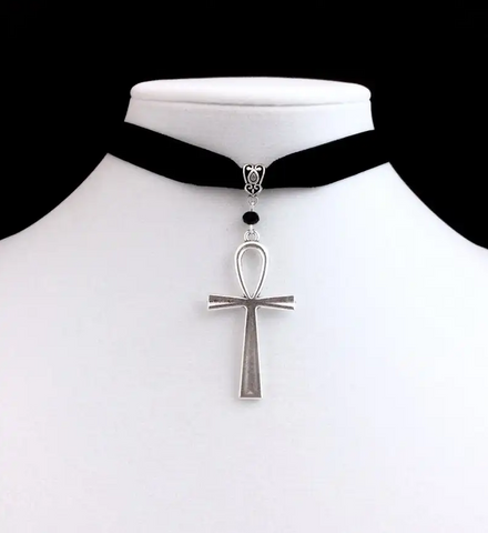 Collier ras du coup pendentif croix ankh Tokyo casa de papel-BIJOUX-THE FASHION PARADOX