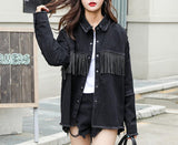 Veste en jeans denim noire ou bleue avec franges et rivets-Vestes et manteaux-THE FASHION PARADOX