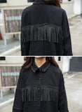 Veste en jeans denim noire ou bleue avec franges et rivets-Vestes et manteaux-THE FASHION PARADOX