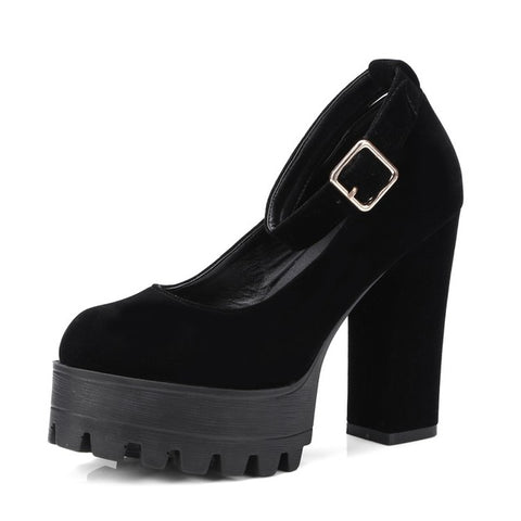 Chaussures à talons en velours bordeaux, noir ou vert - Chaussures - THE FASHION PARADOX