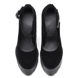 Chaussures à talons en velours bordeaux, noir ou vert - Chaussures - THE FASHION PARADOX