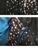 Bombers oversize vert et noir en satin brodé carpe koï, fleurs de cerisier - Vestes et manteaux - THE FASHION PARADOX