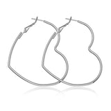 Boucles d'oreille anneaux en forme de coeur dorés ou argentés - BIJOUX - THE FASHION PARADOX