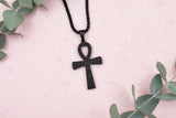 Collier Ankh NEFER en acier inoxydable finition noire, bijou contemporain et symbolique