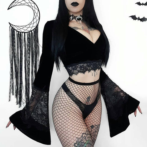 Crop top noir goth witch manches évasée velours dentelle - Top - THE FASHION PARADOX